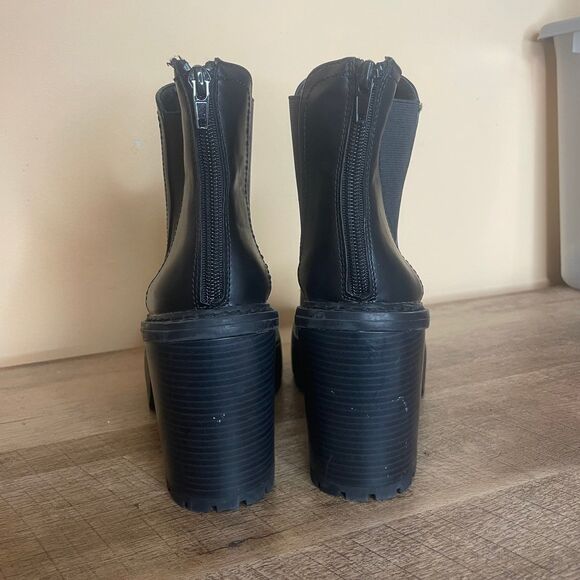 Steve Madden Women's Kamora Platform Chelsea Boots Black Size 7.5 - Picture 5 of 7